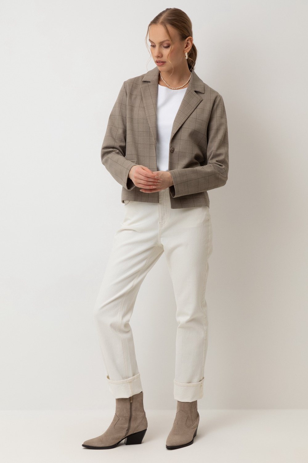 Жакеты, куртки женские для мам, артикул: ЕВТ 3336, цвет: бежевый