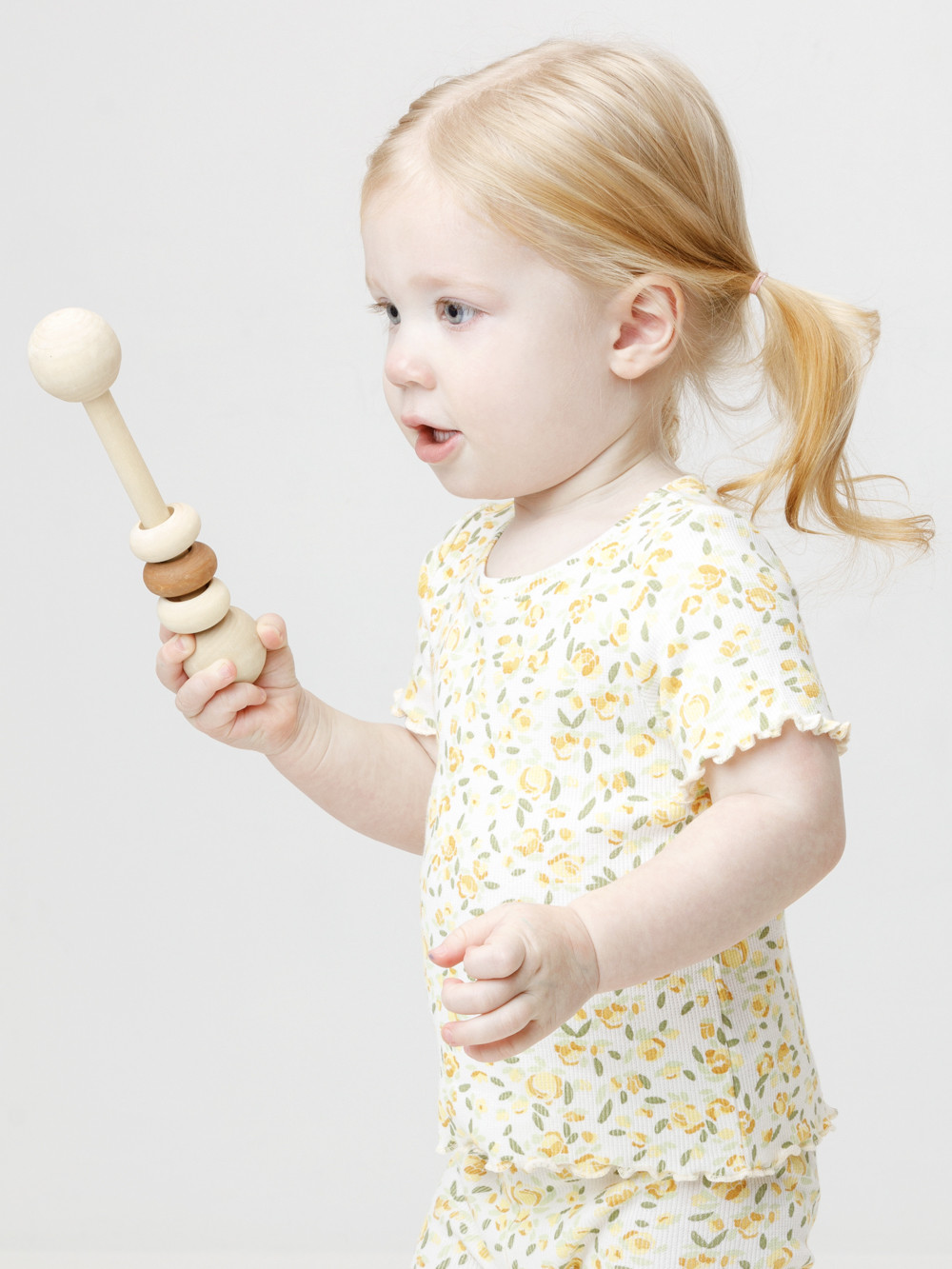 Футболка для девочки, артикул: КР 301996, цвет: желтый, фото 3