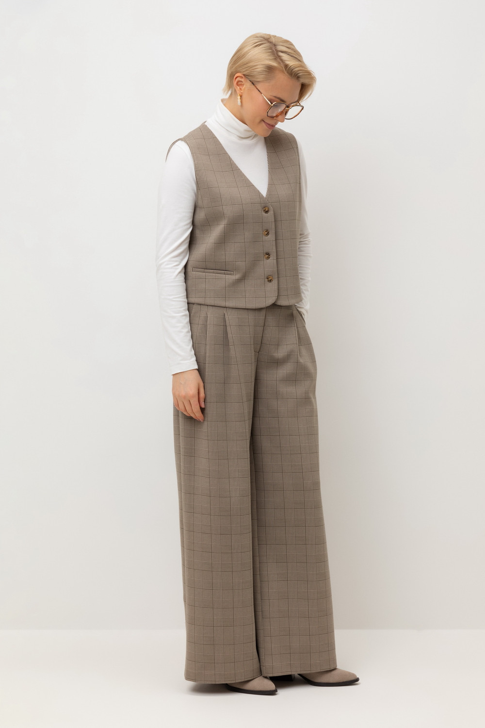 Жилеты женские для мам, артикул: ЕВТ 3340, цвет: бежевый, фото 4